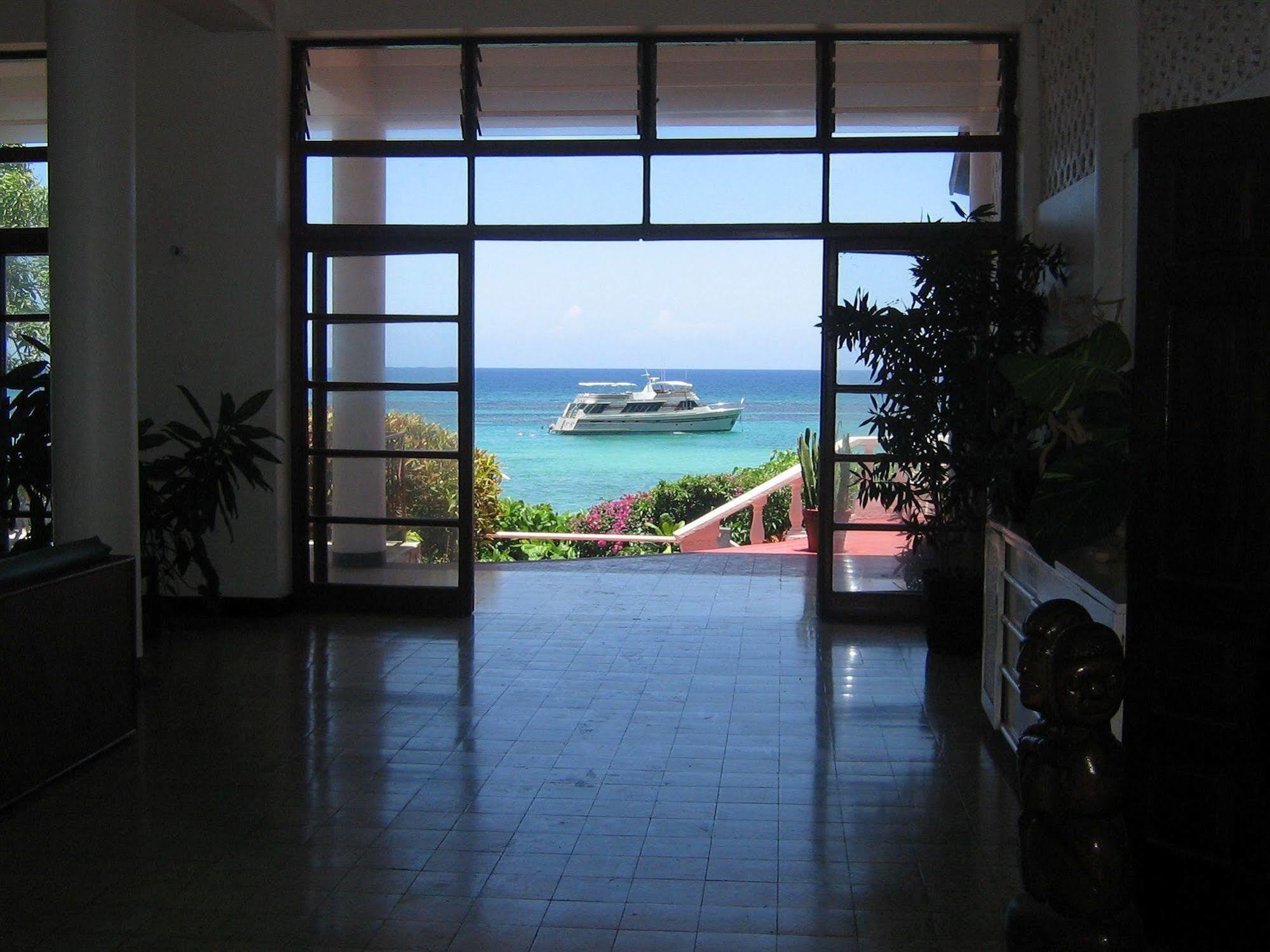 Silver Seas Hotel Ocho Rios Exterior photo